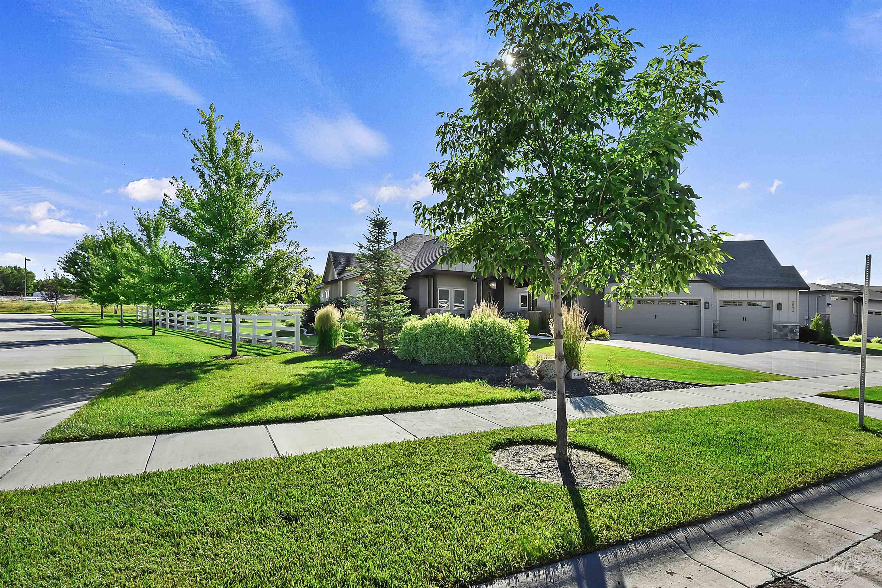 2074 N Payette River Way