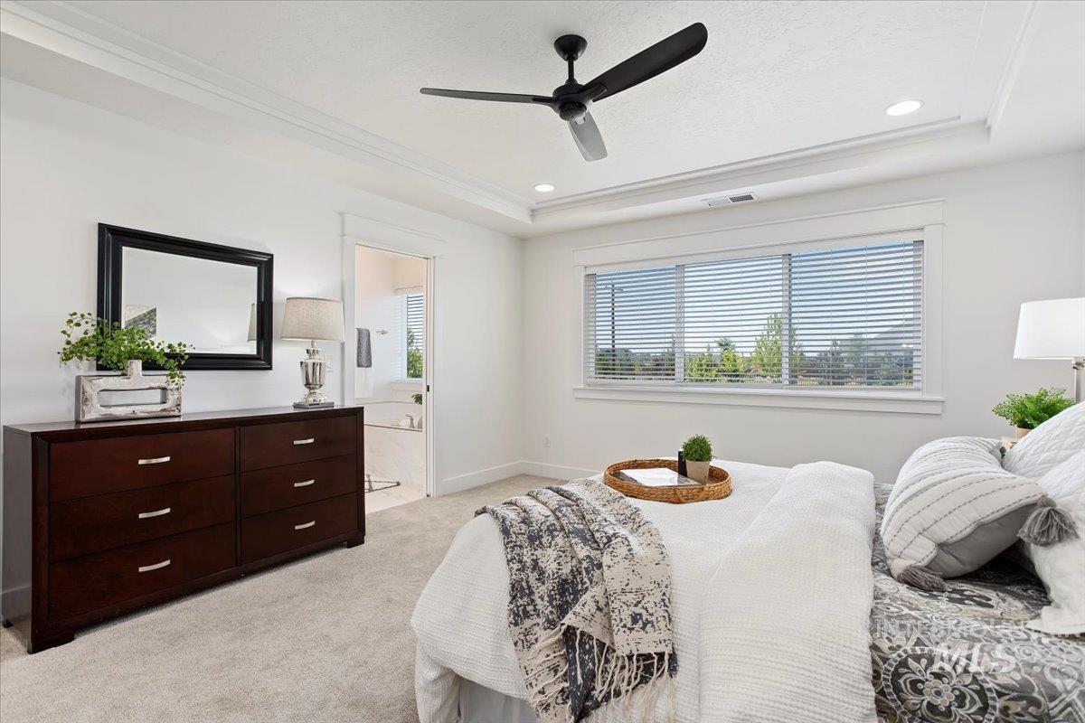 2737 N Rivington Ave.