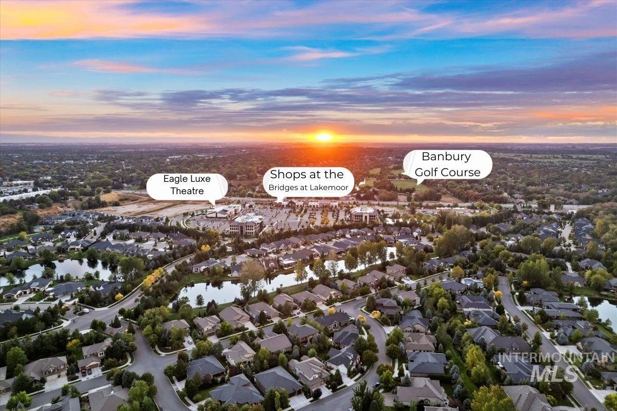 2841 S Lake Vista Ln