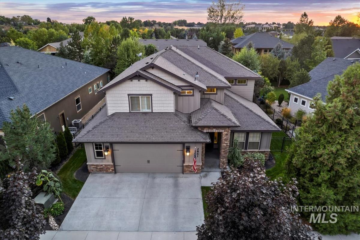 2841 S Lake Vista Ln