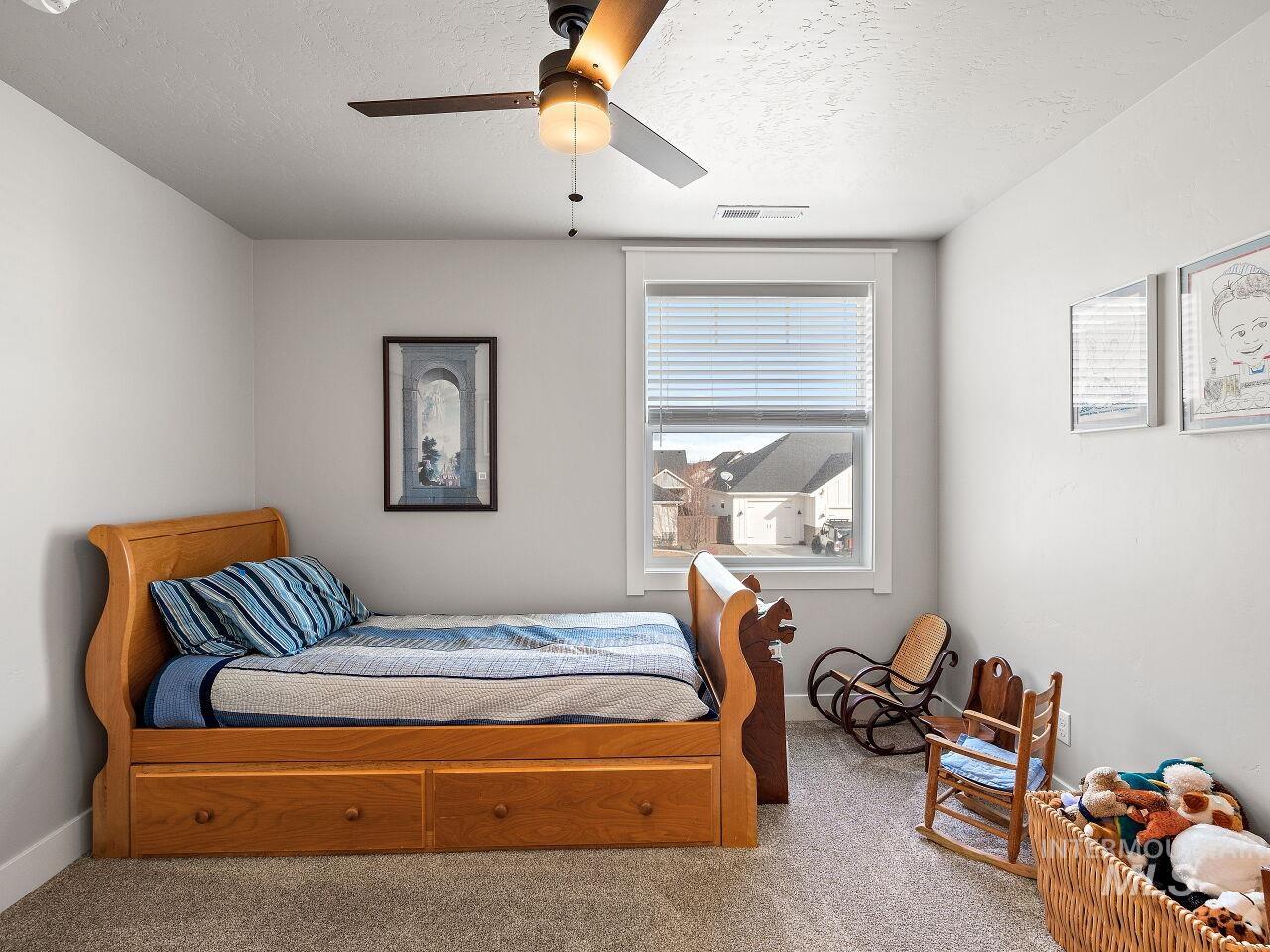 3833 W Ladle Rapids St