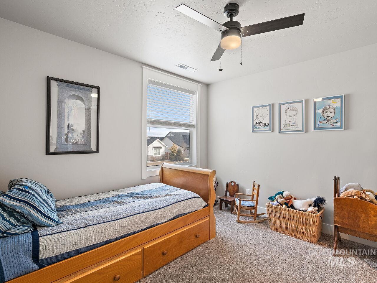 3833 W Ladle Rapids St