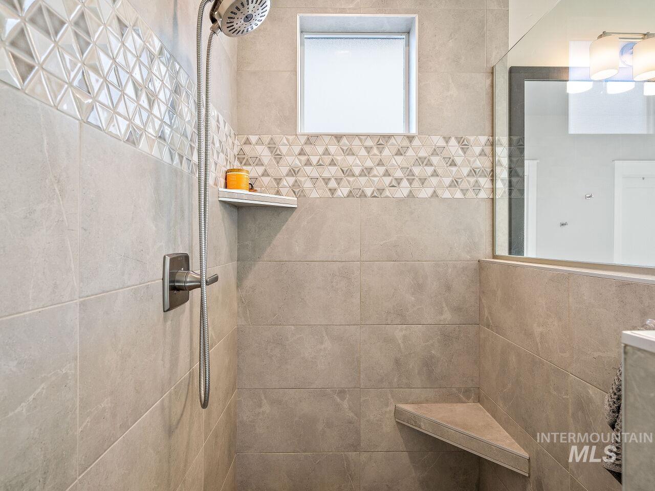 3833 W Ladle Rapids St