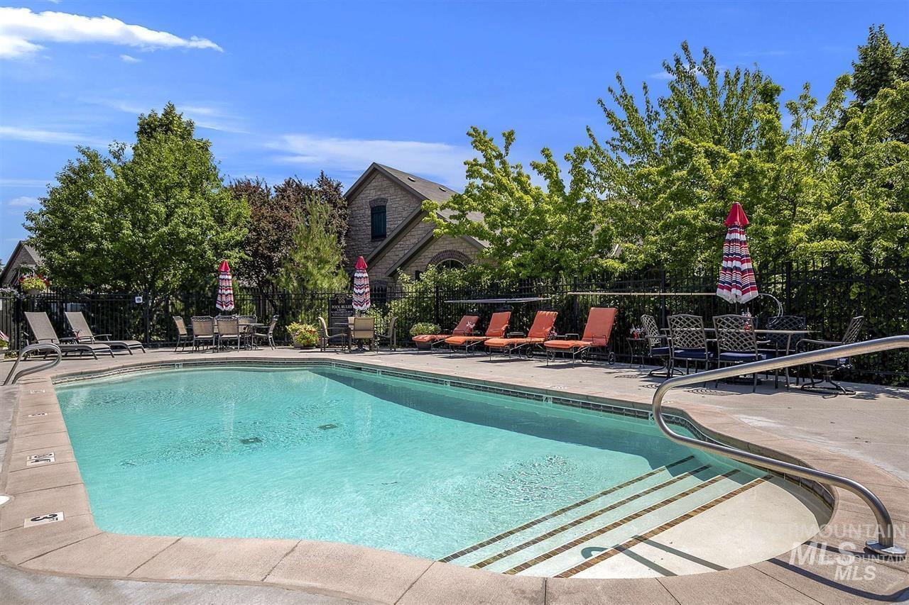 1434 N Mckinney Lane