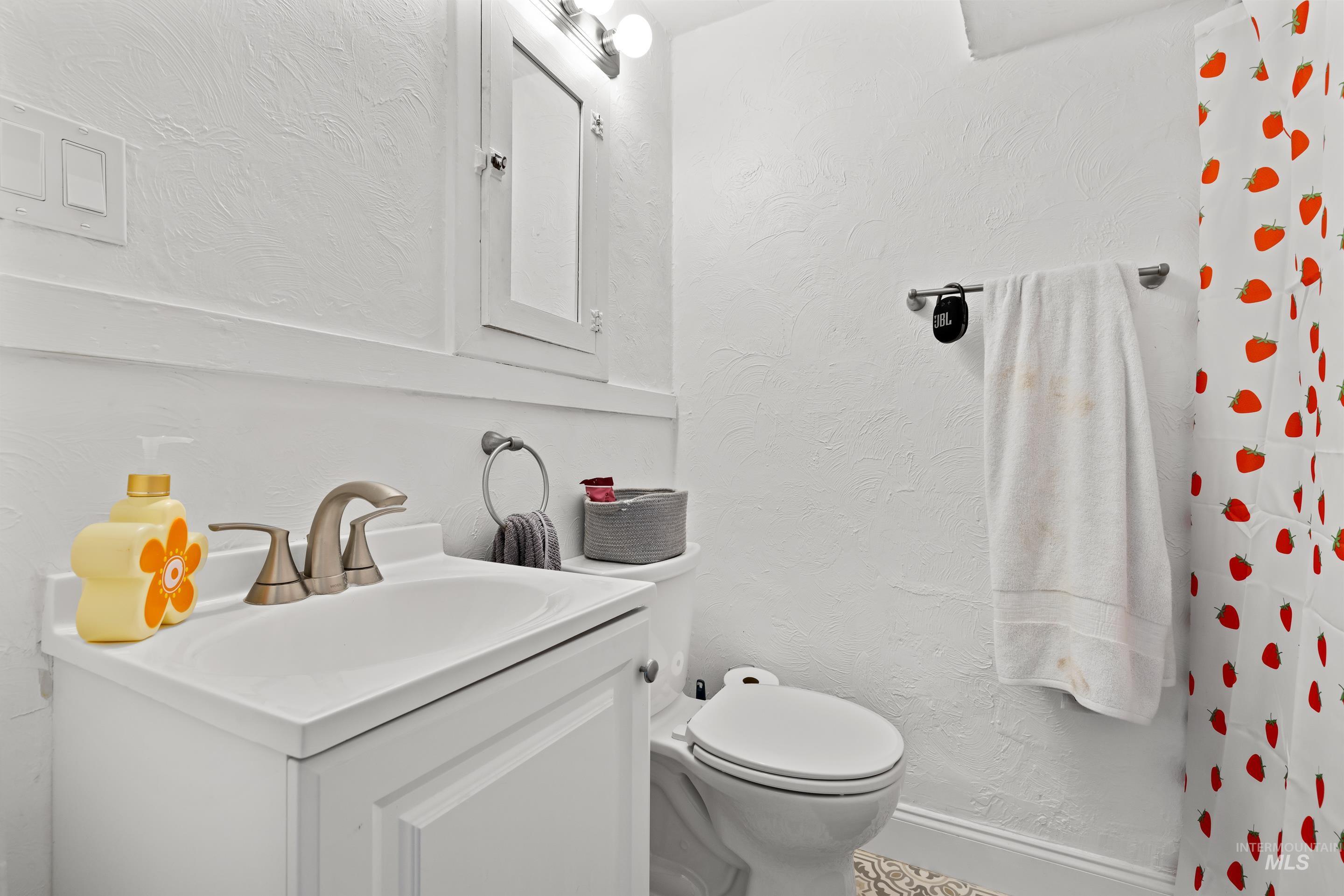 1818 W Washington St