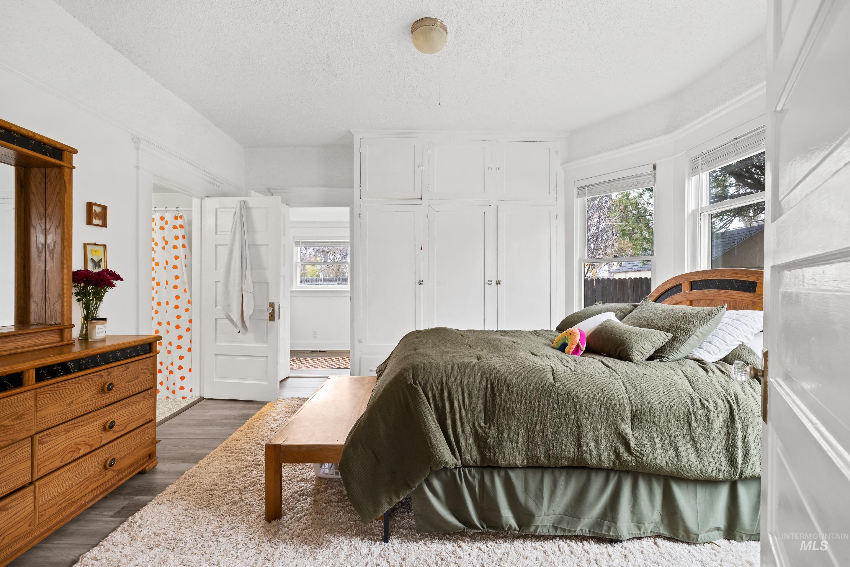 1818 W Washington St