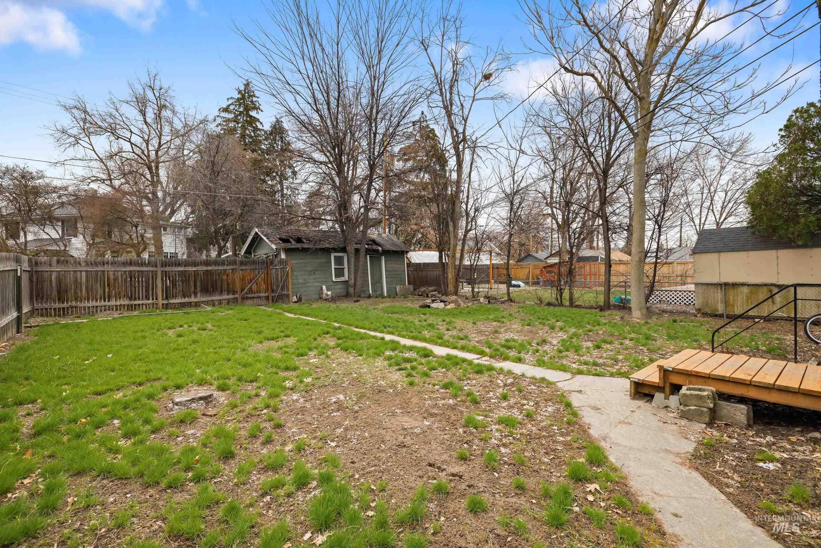 1818 W Washington St