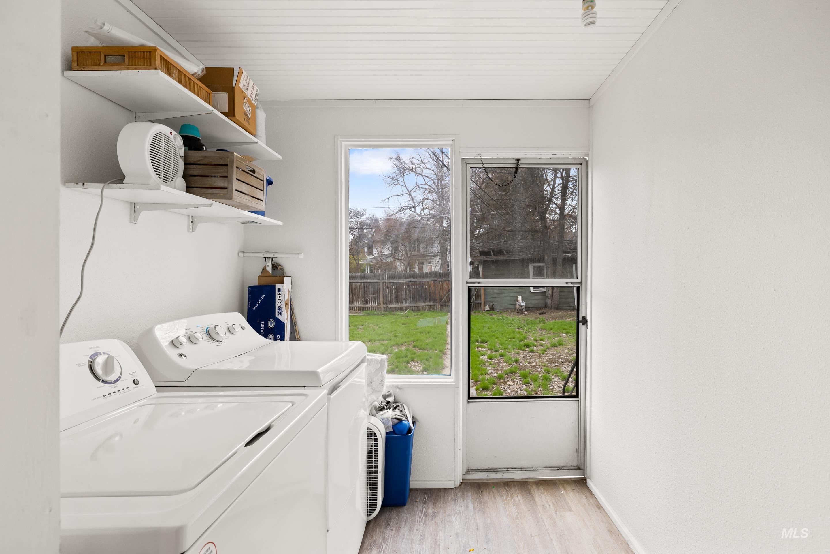 1818 W Washington St