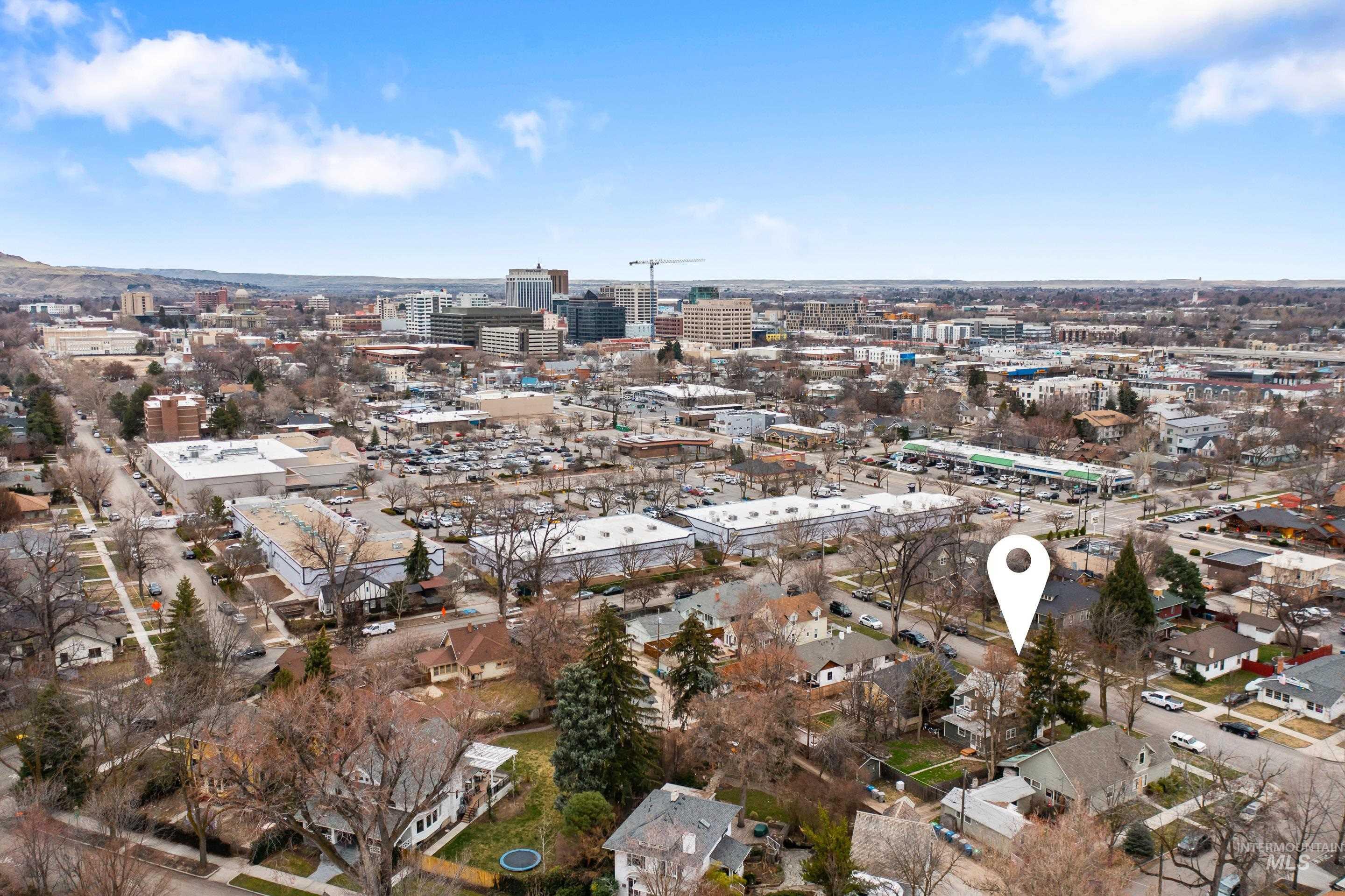 1818 W Washington St