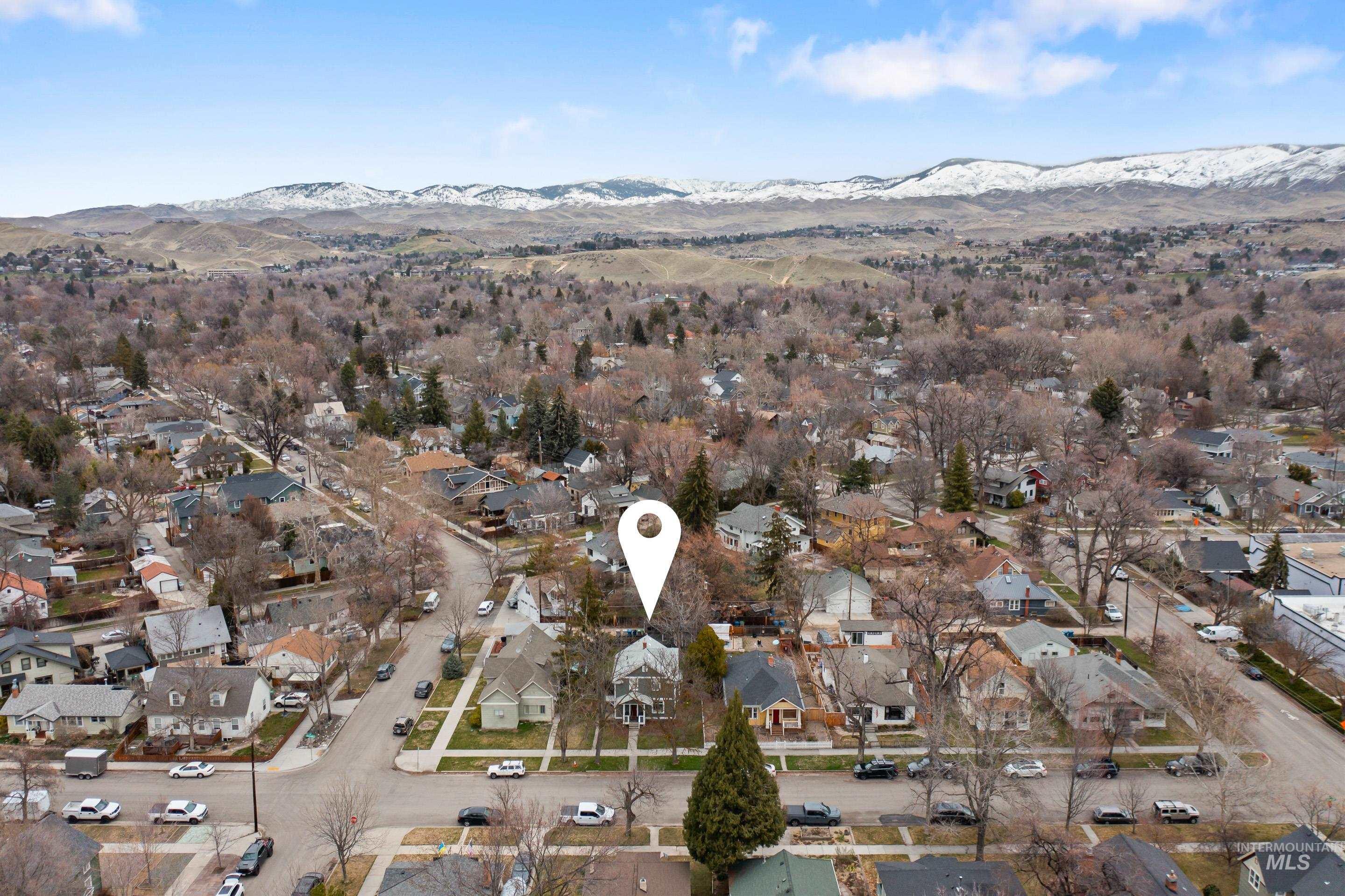 1818 W Washington St