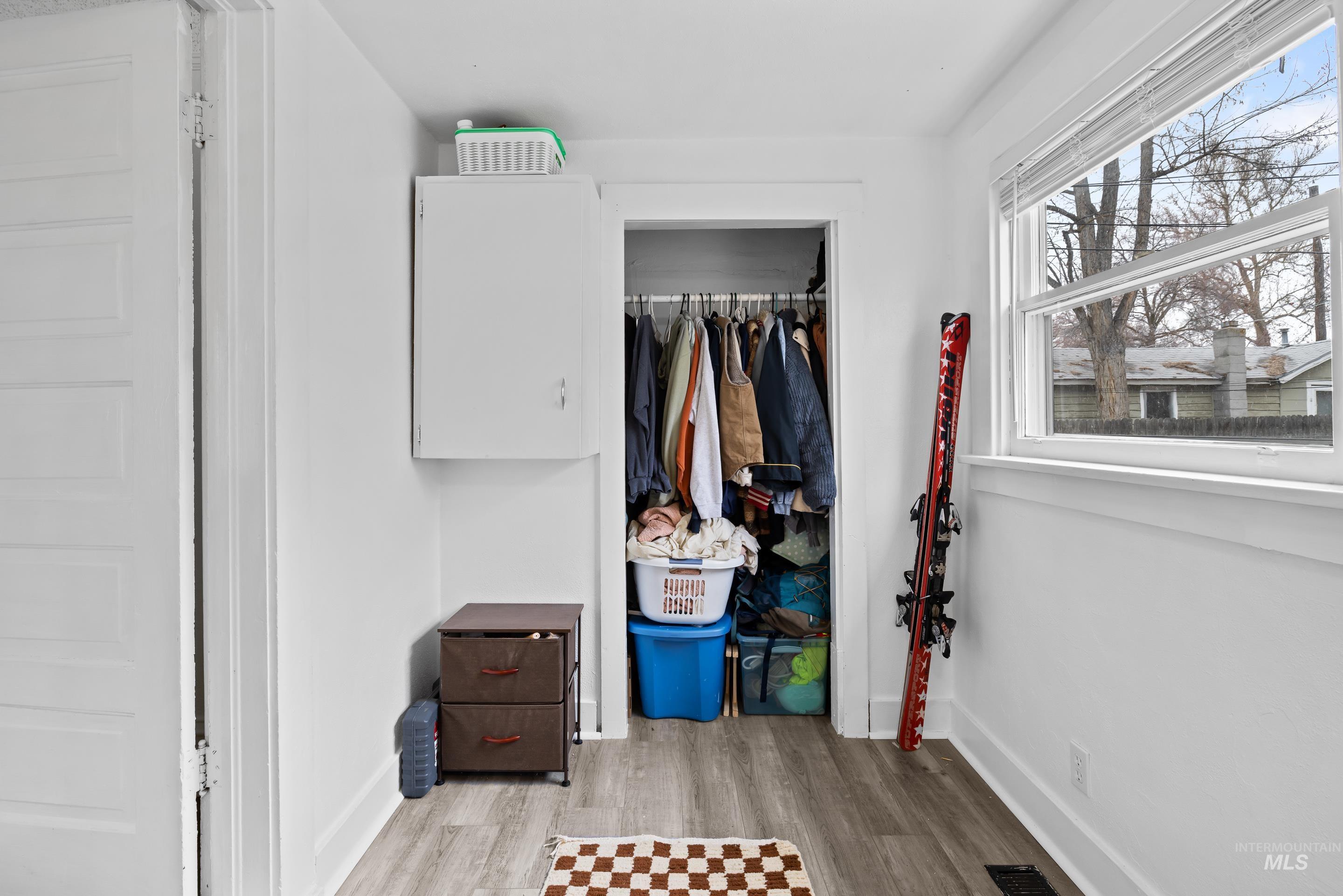 1818 W Washington St