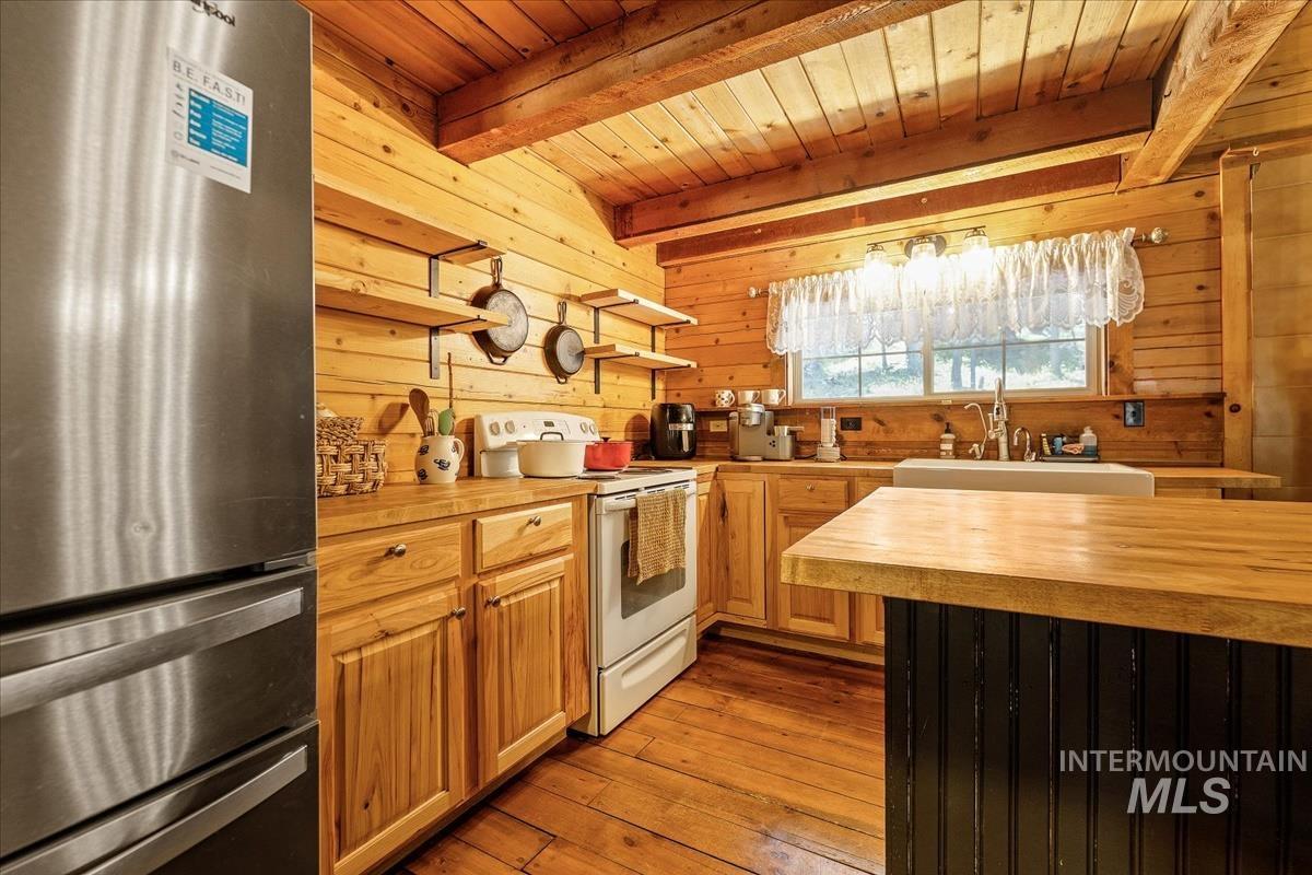 171 Scriver Woods Rd