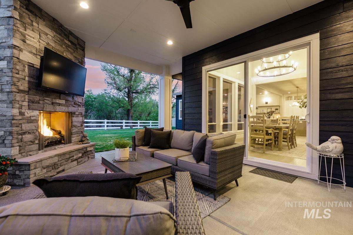 7997 W Suttle Lake Drive