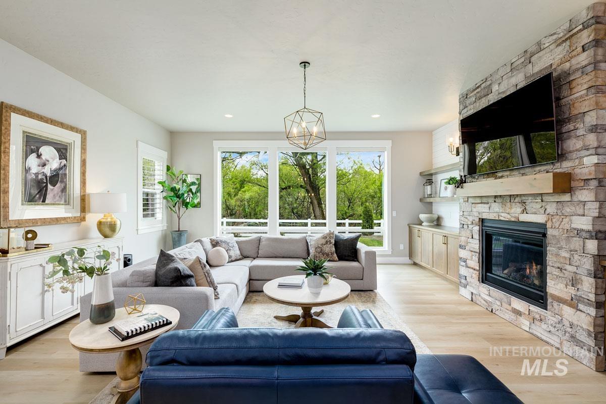 7997 W Suttle Lake Drive