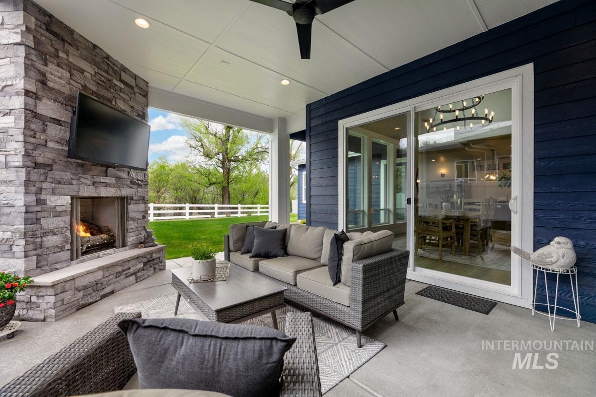 7997 W Suttle Lake Drive