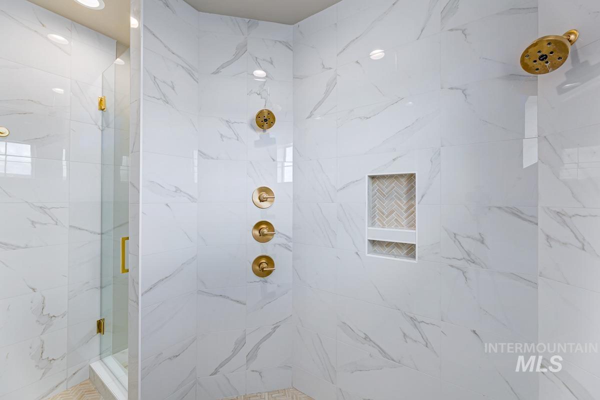 7997 W Suttle Lake Drive