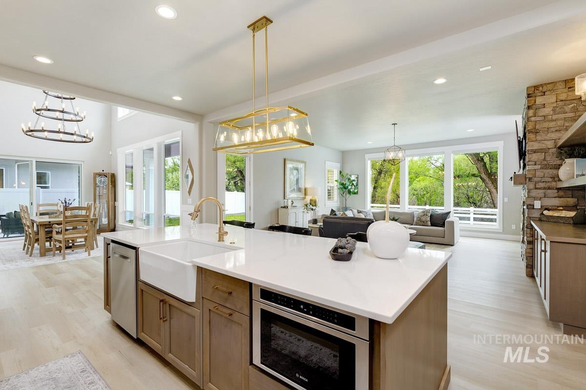 7997 W Suttle Lake Drive