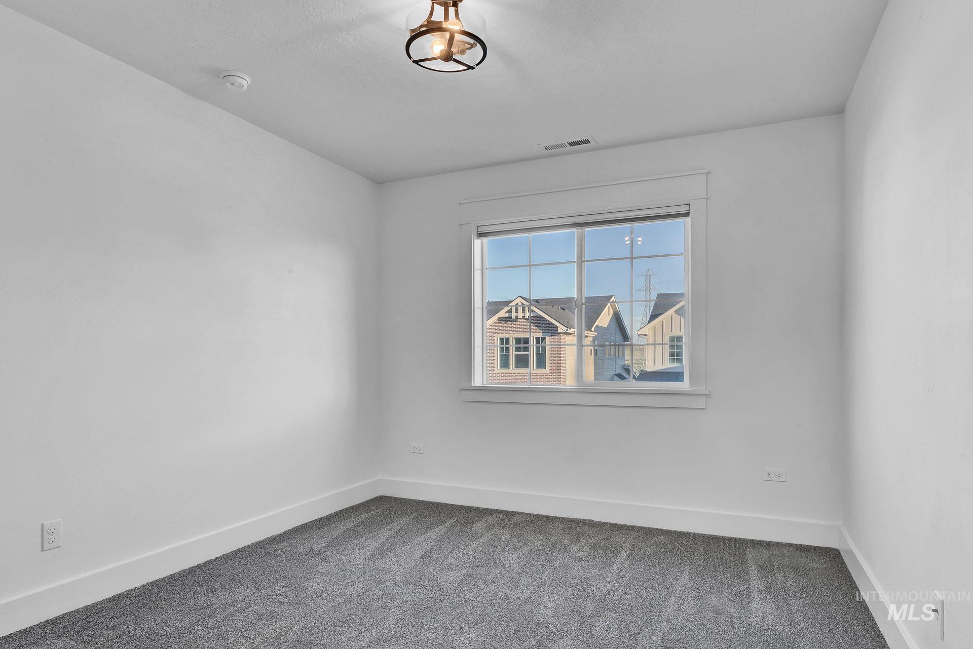 6452 E Bear Ridge Street