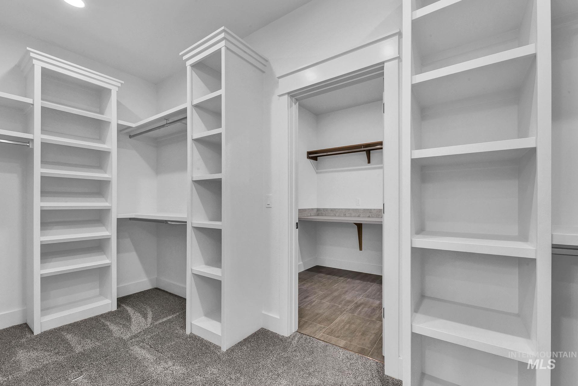 6452 E Bear Ridge Street