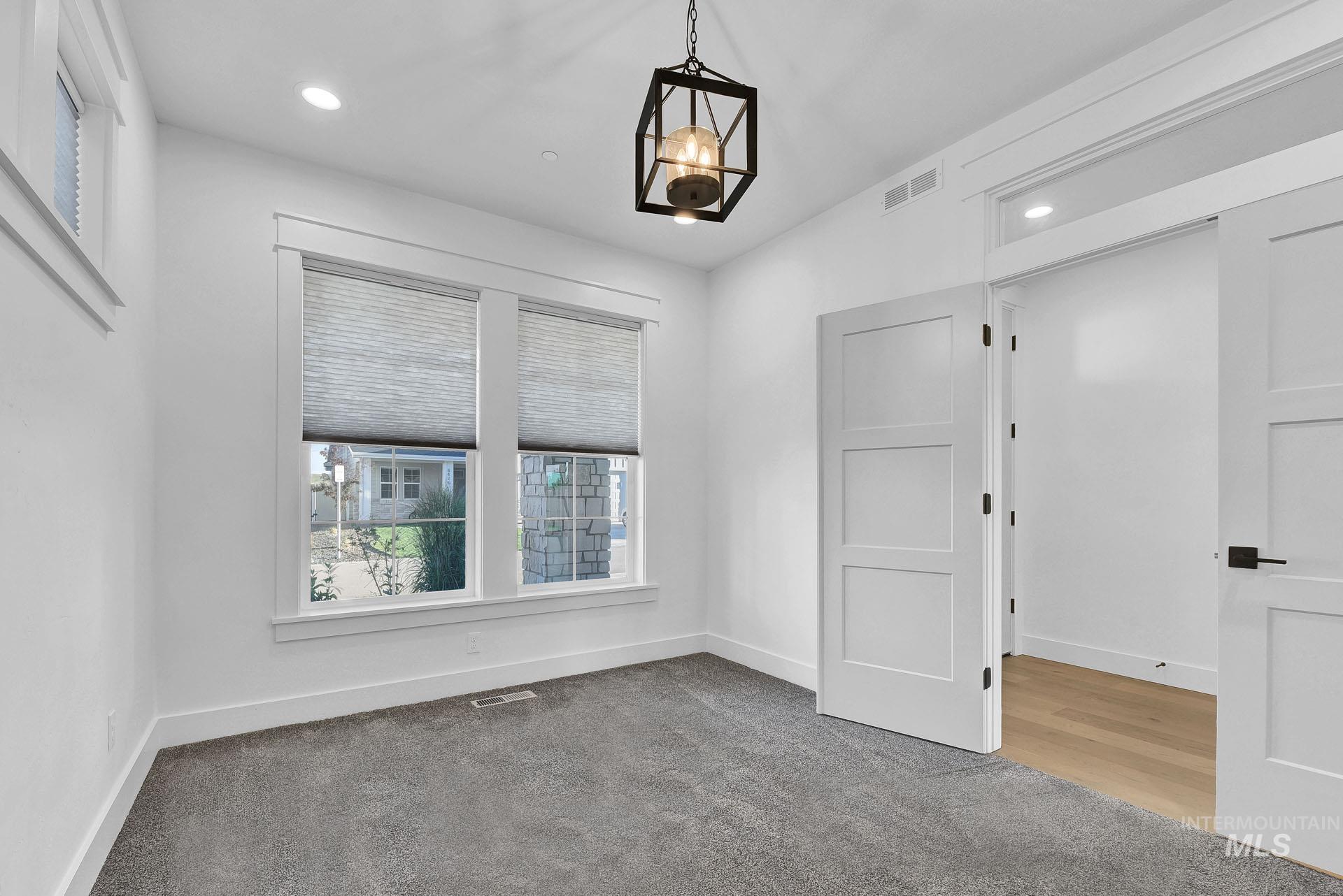 6452 E Bear Ridge Street