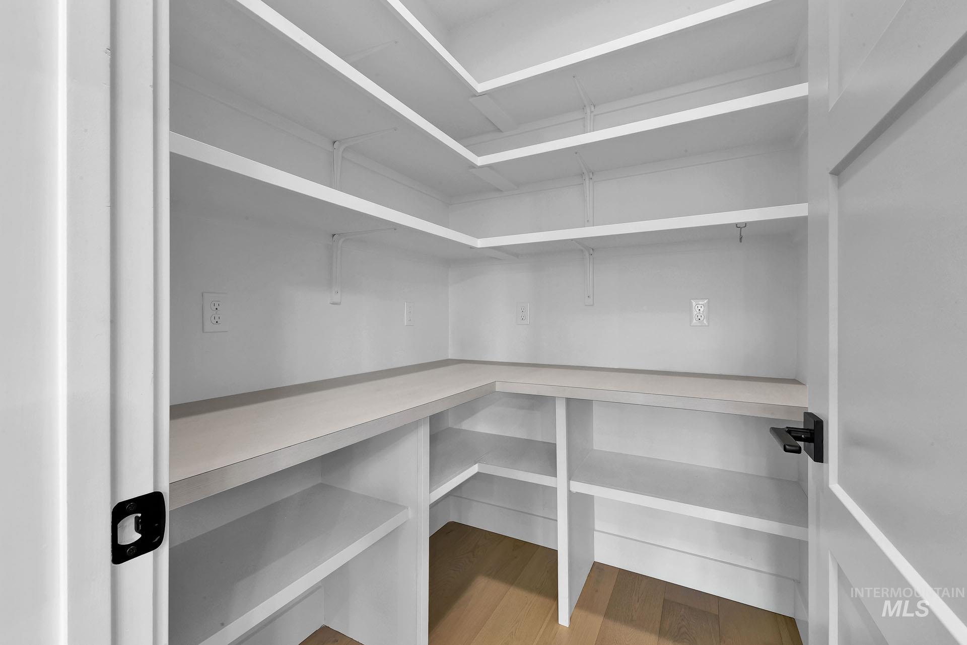 6452 E Bear Ridge Street