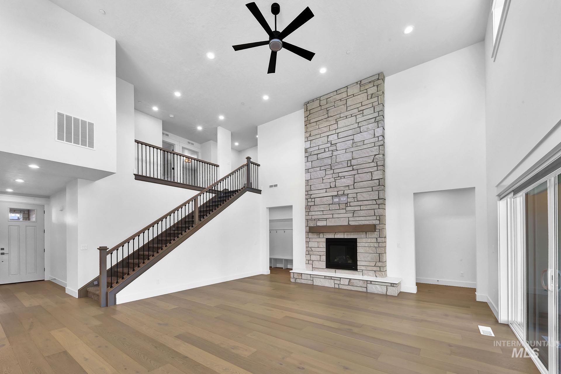 6452 E Bear Ridge Street