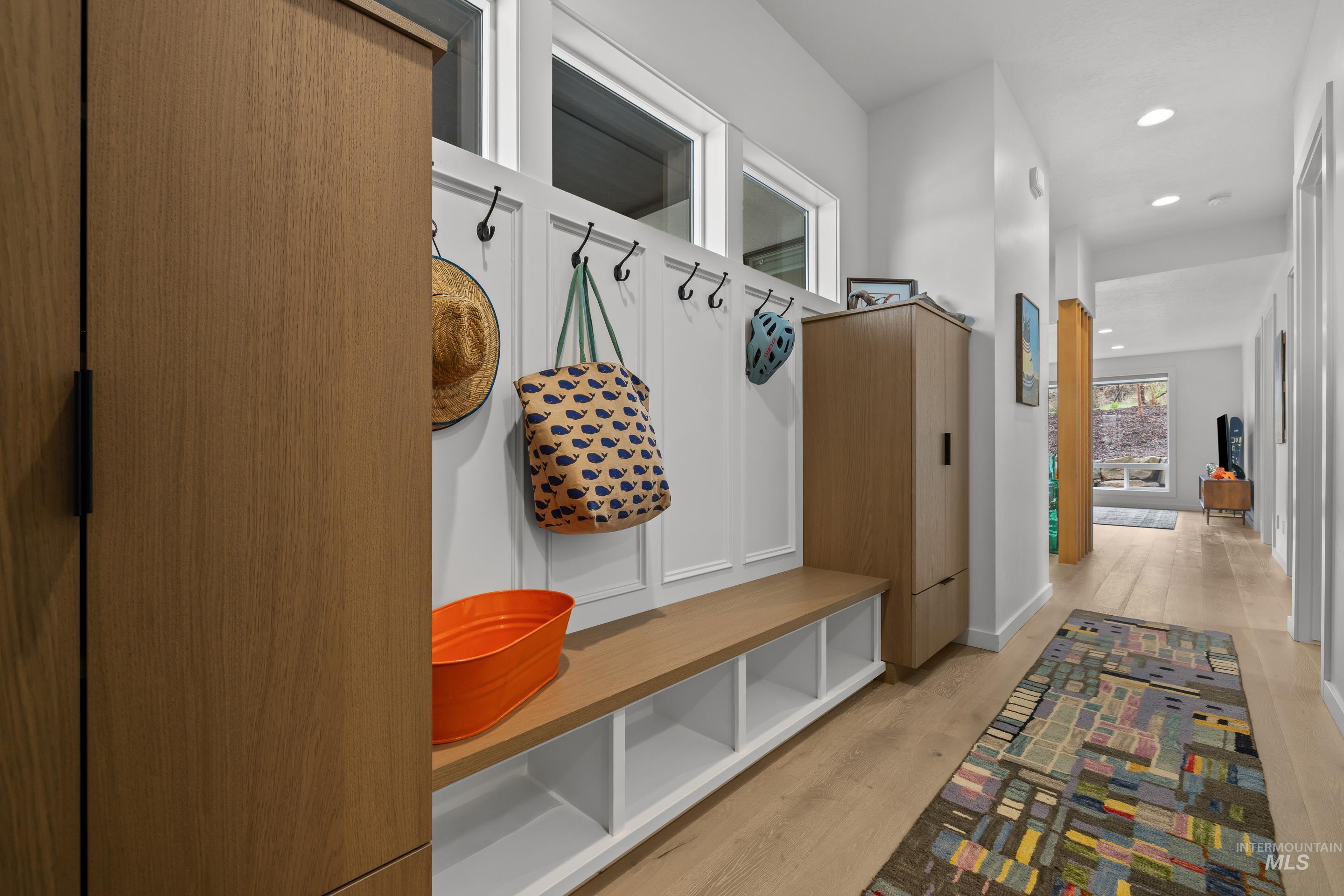 6968 E La Cuesta Street