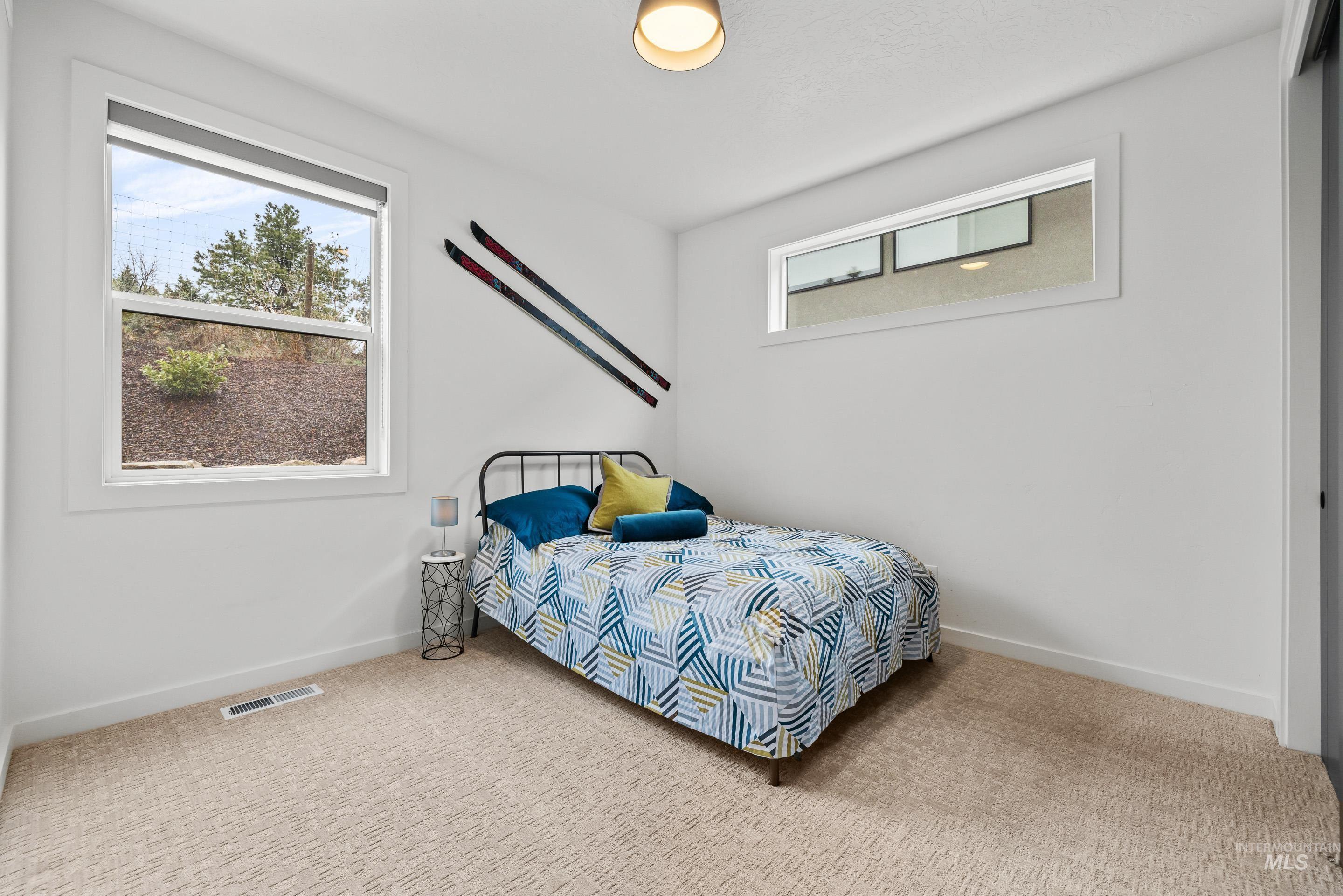 6968 E La Cuesta Street