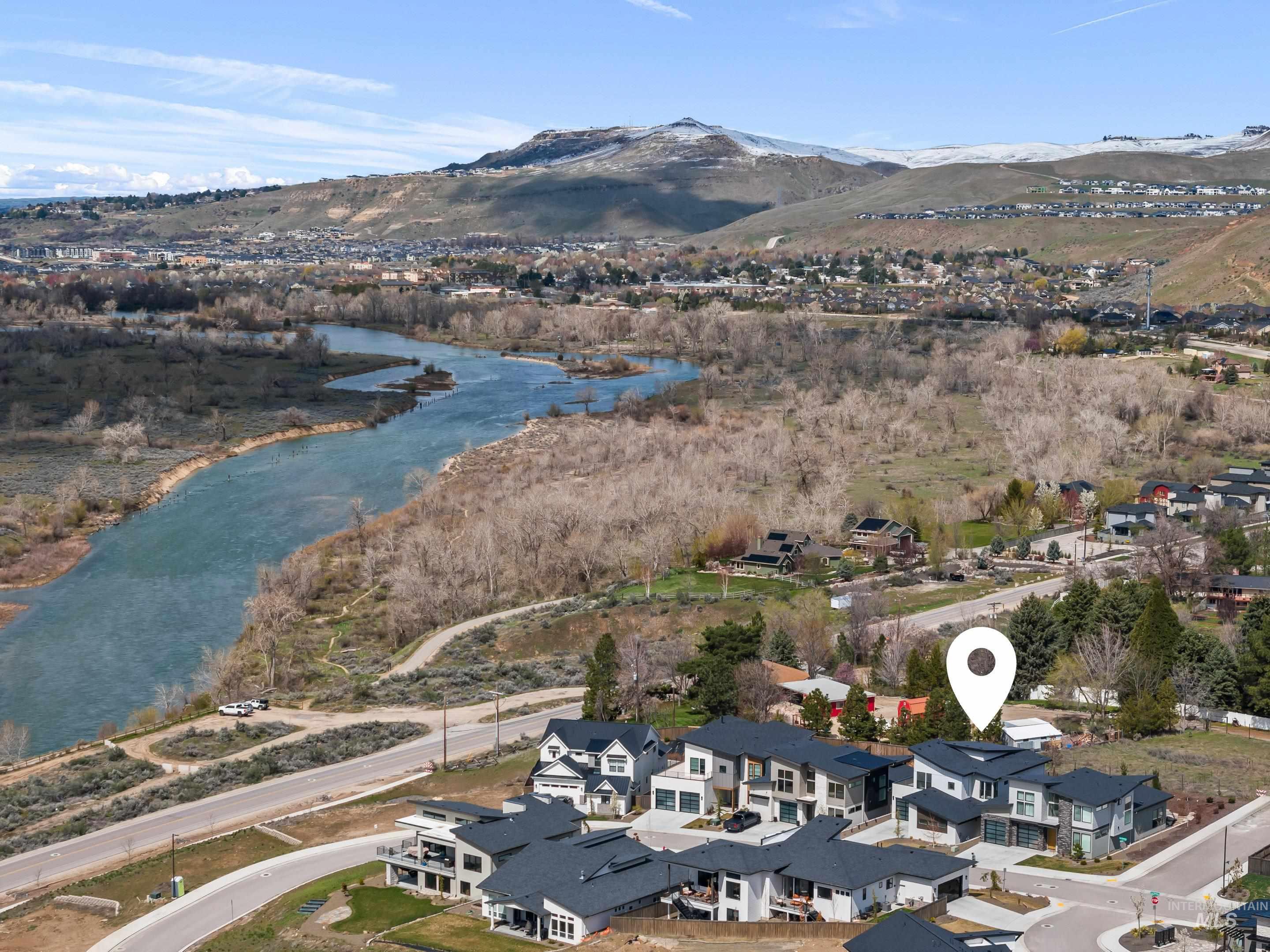 6968 E La Cuesta Street