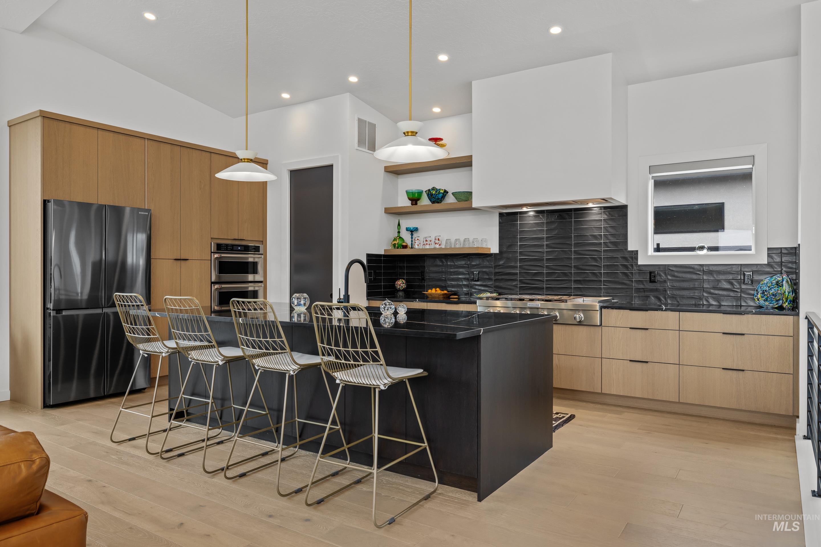 6968 E La Cuesta Street