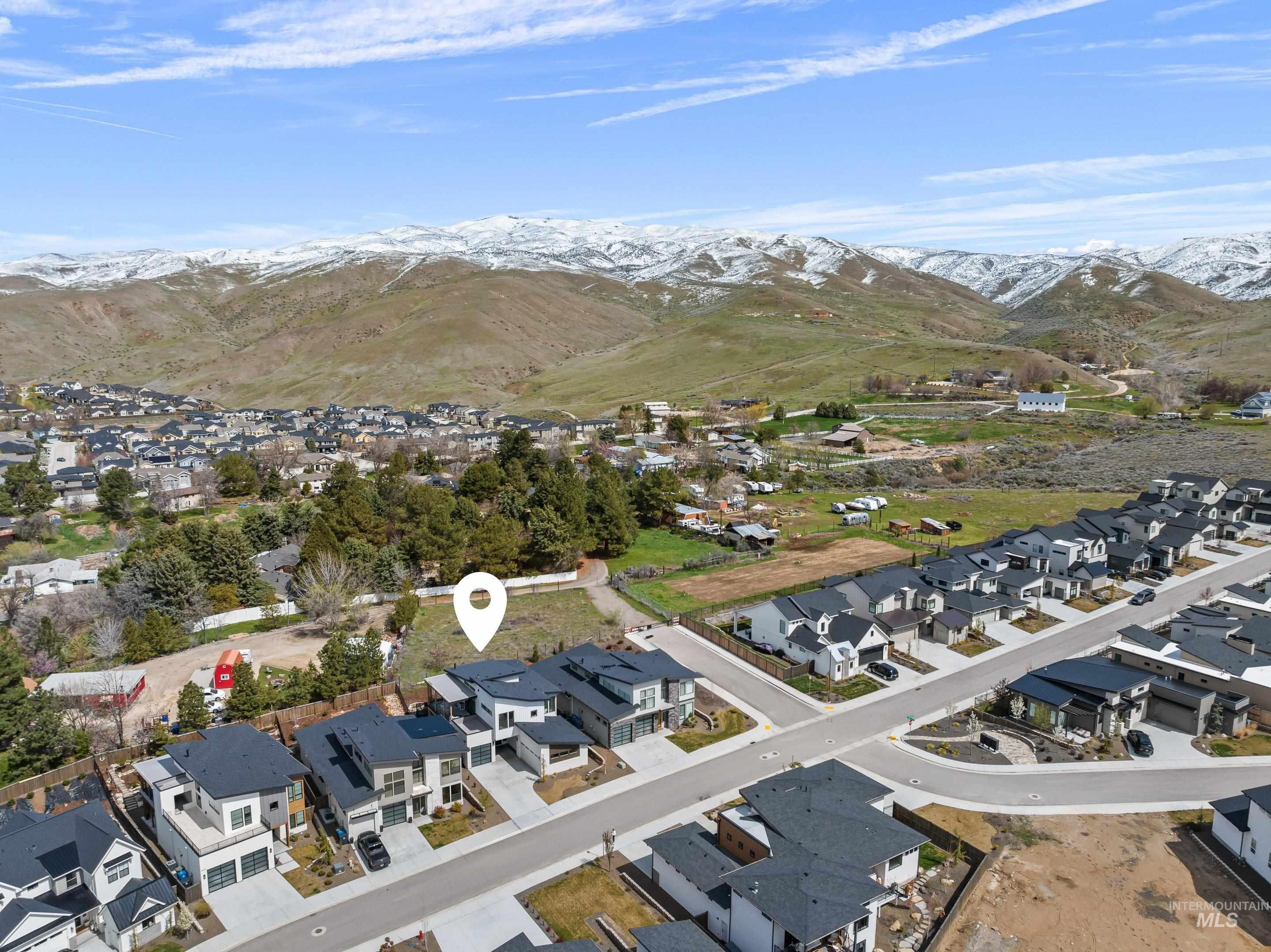 6968 E La Cuesta Street