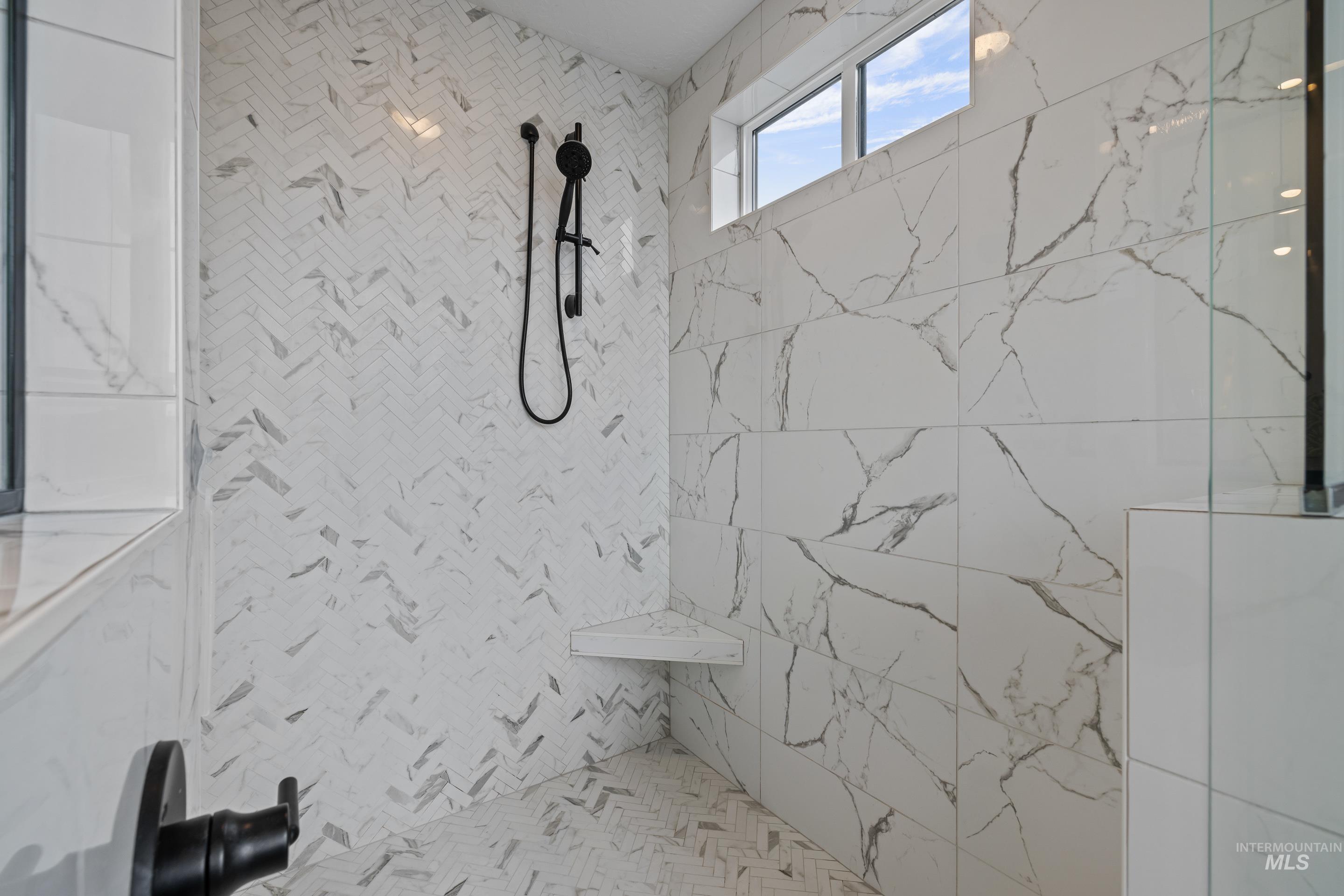 6968 E La Cuesta Street