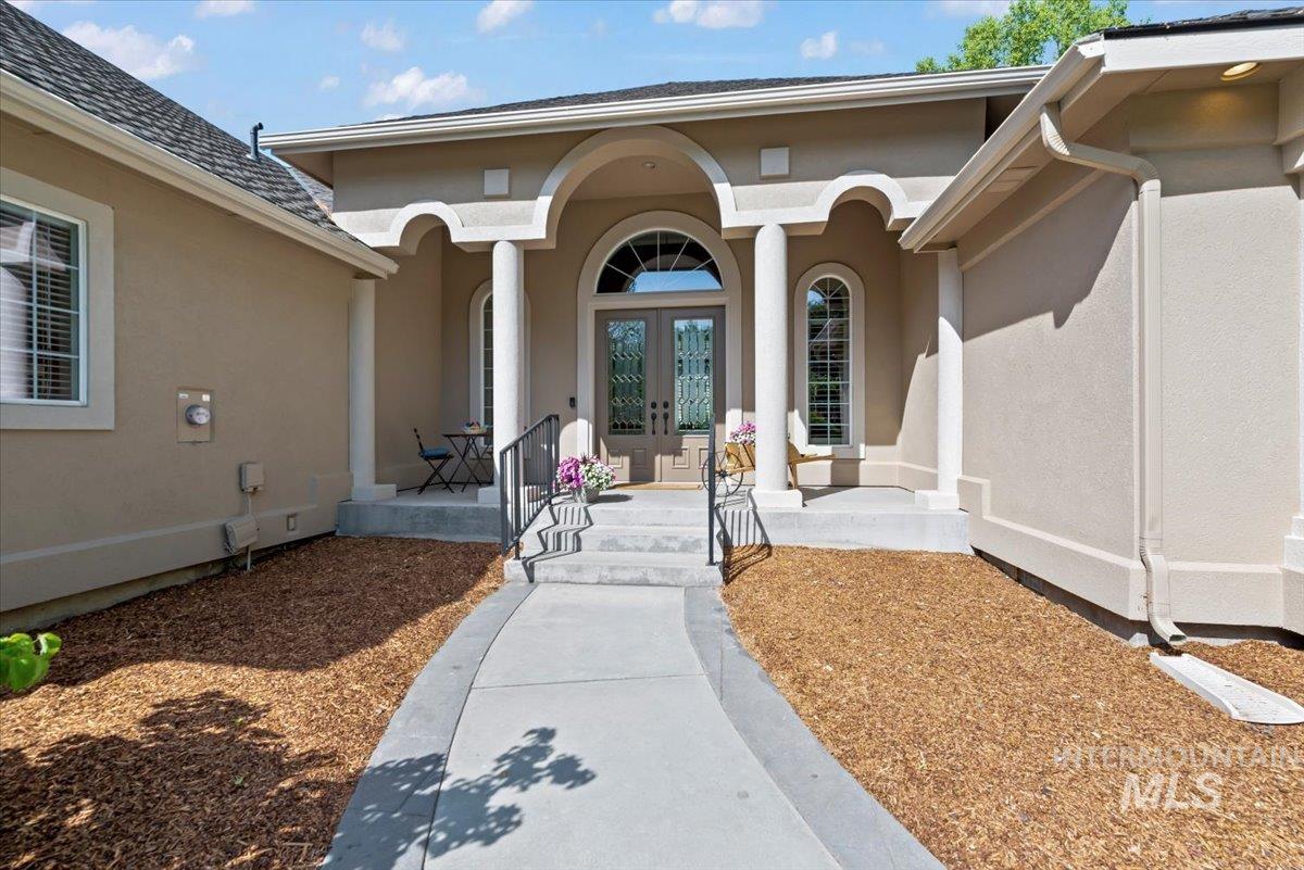 1513 S Willow Lake Pl