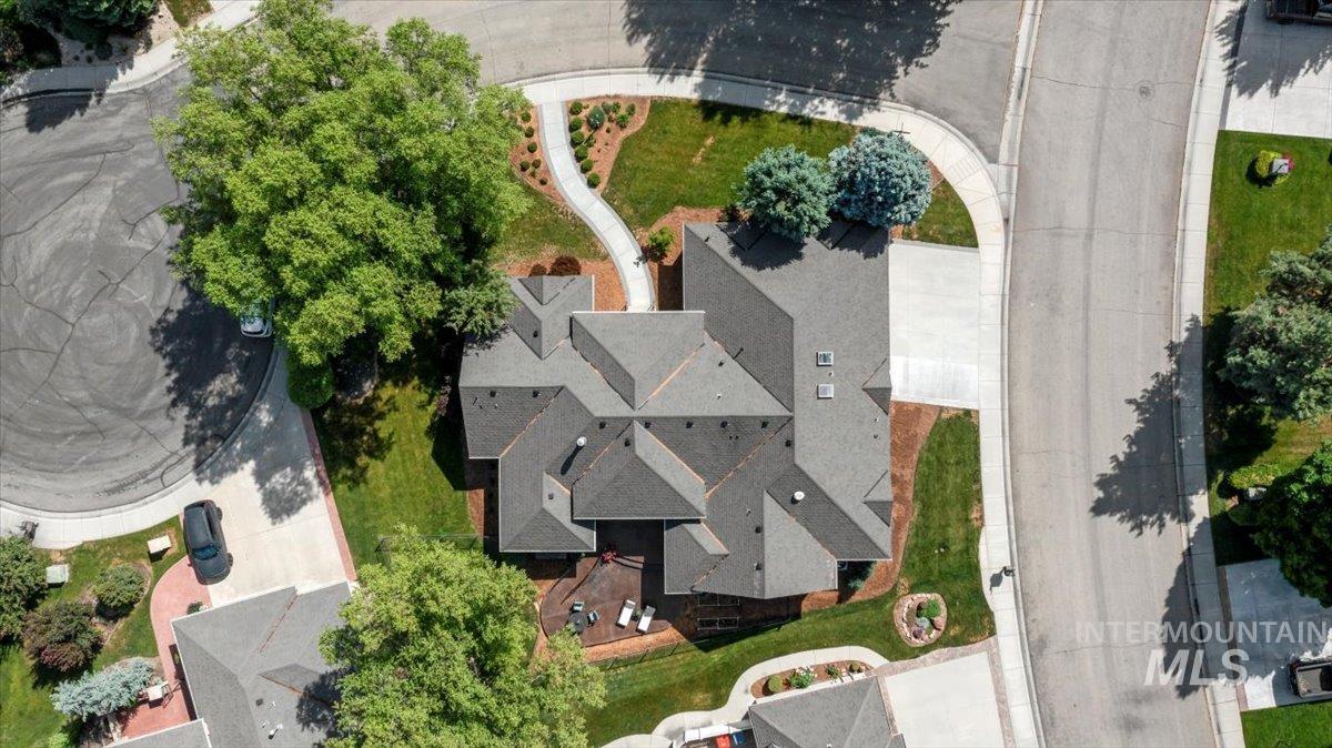 1513 S Willow Lake Pl