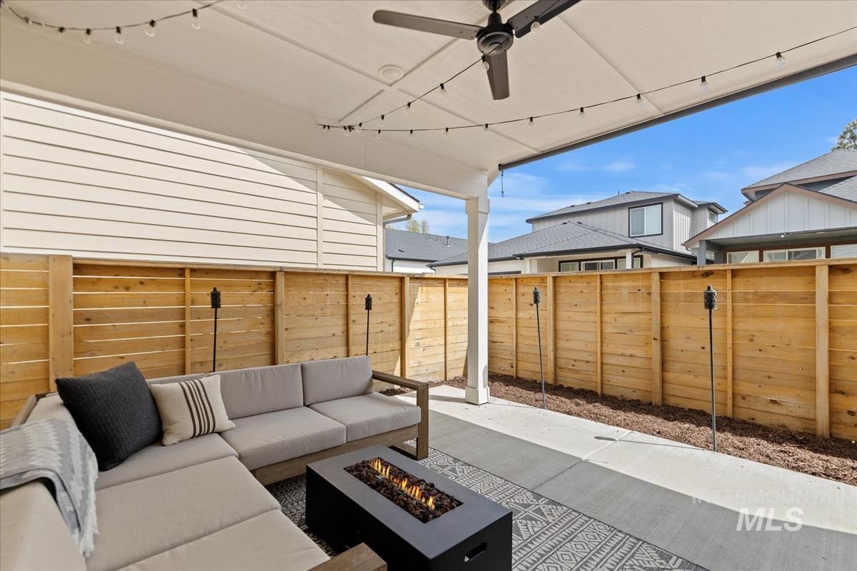 2459 N Birchgrove Ln