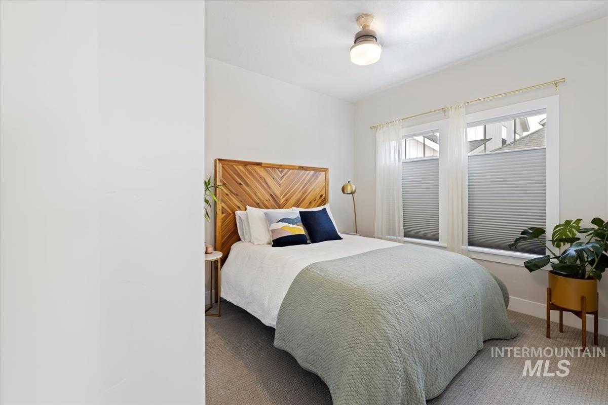 2459 N Birchgrove Ln