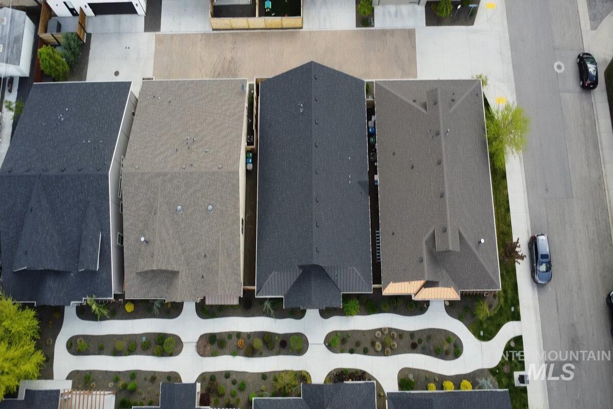 2459 N Birchgrove Ln