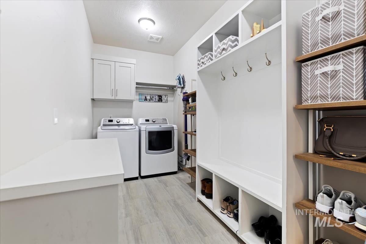 2459 N Birchgrove Ln