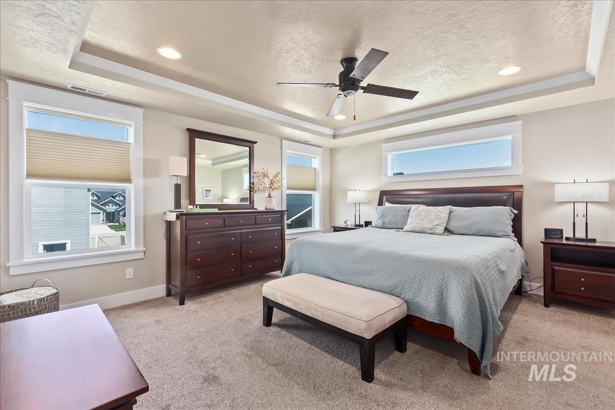 8030 S Topaz Ridge Ave