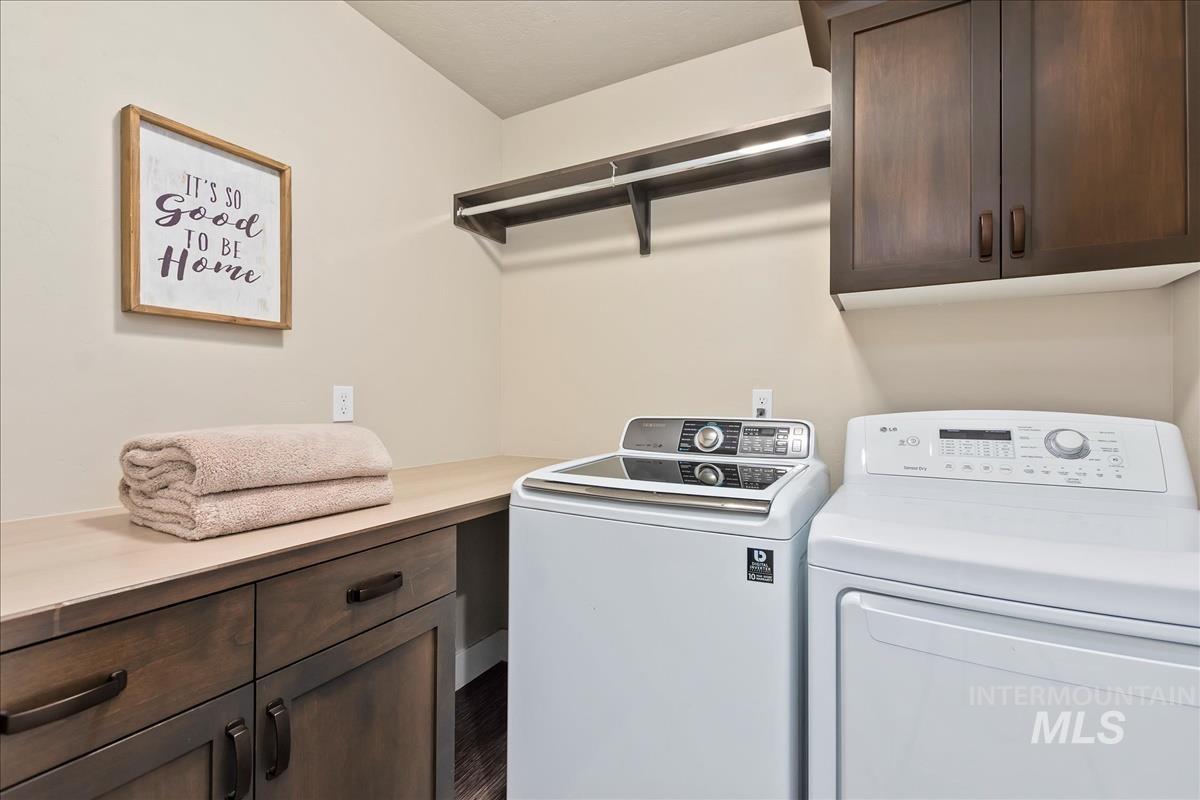 8030 S Topaz Ridge Ave