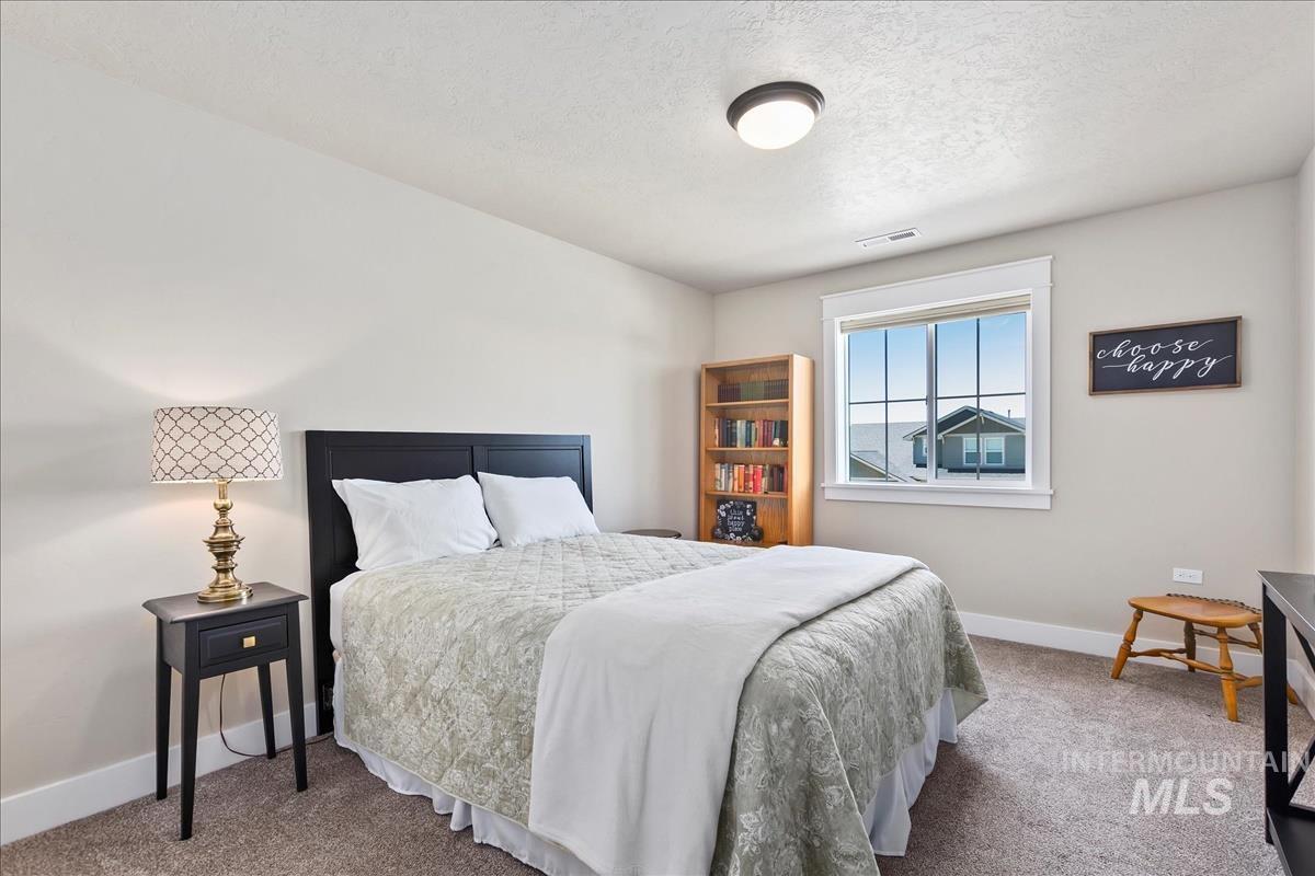 8030 S Topaz Ridge Ave