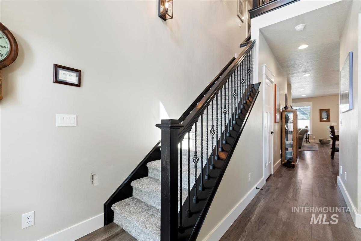 7524 S Wagons West Ave