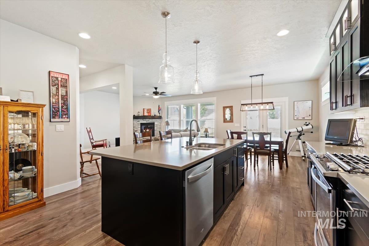 7524 S Wagons West Ave