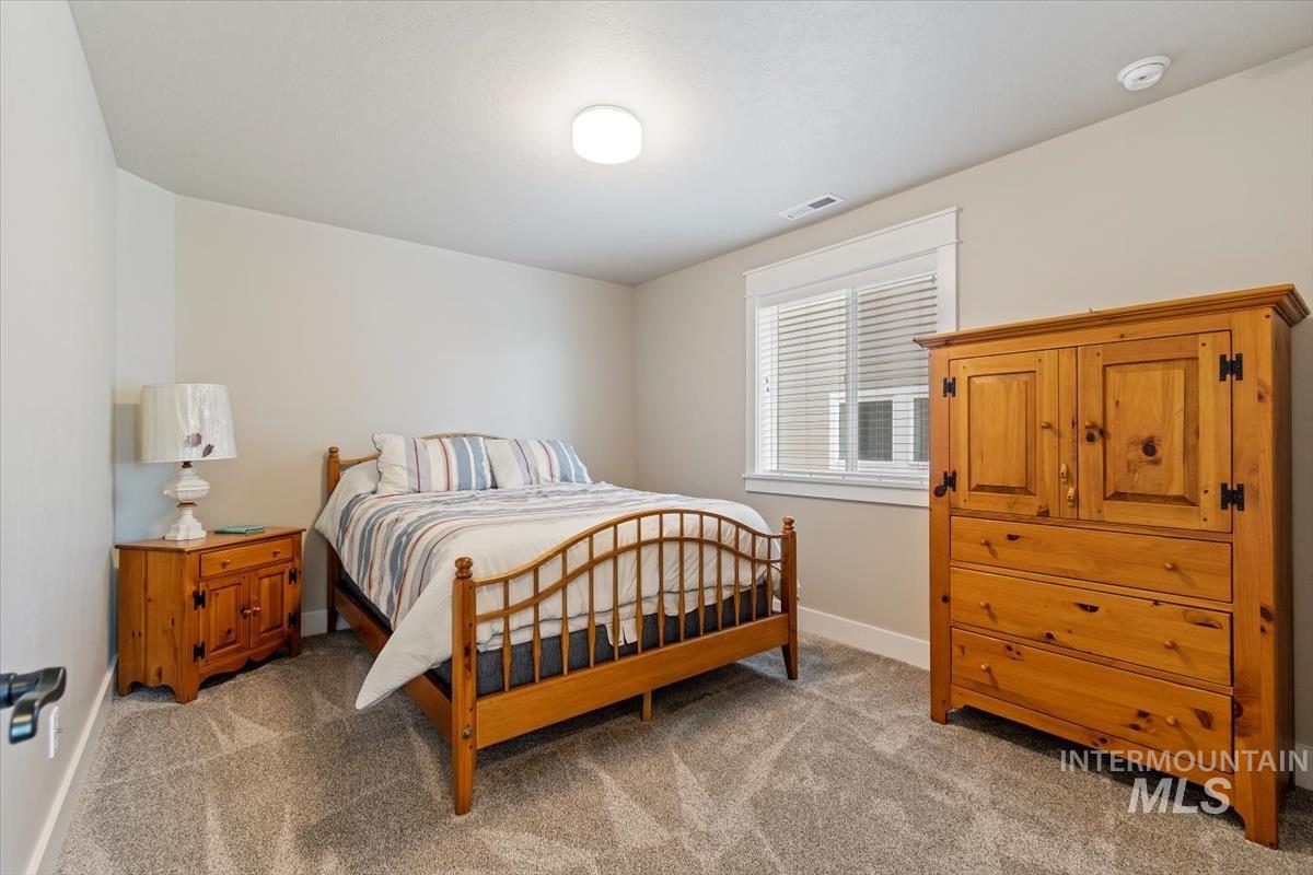 7524 S Wagons West Ave