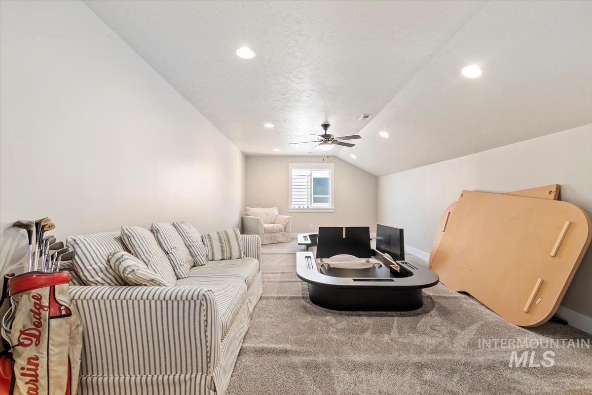 7524 S Wagons West Ave