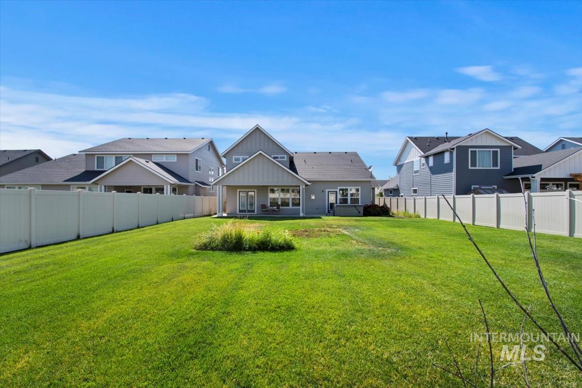 7524 S Wagons West Ave