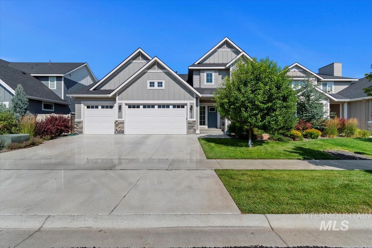 7524 S Wagons West Ave