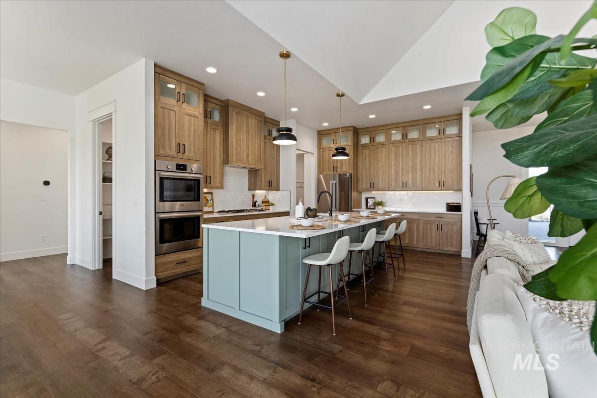 7231 E Merlin Hawk Ct