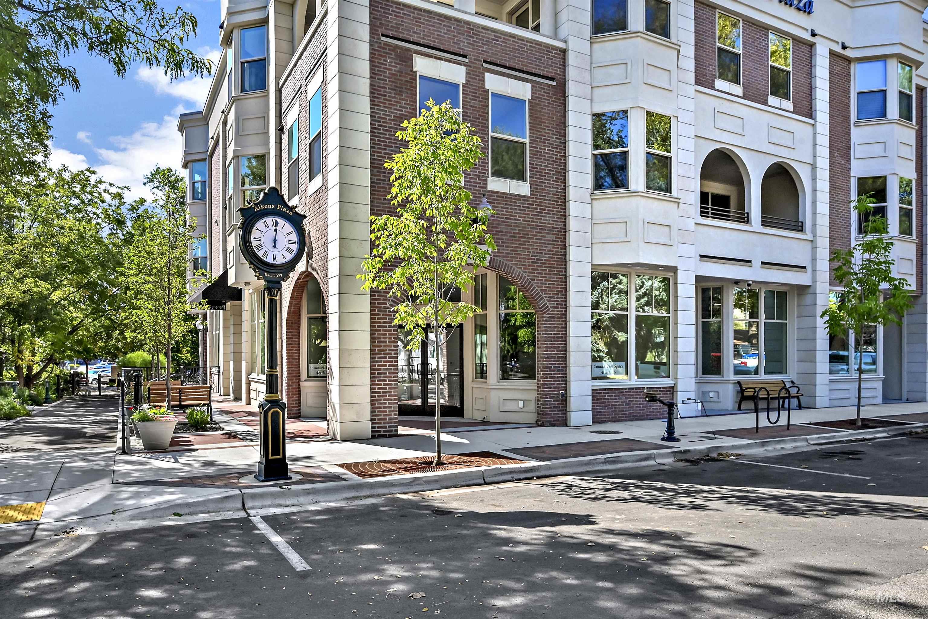 79 E Aikens St Apt # 31