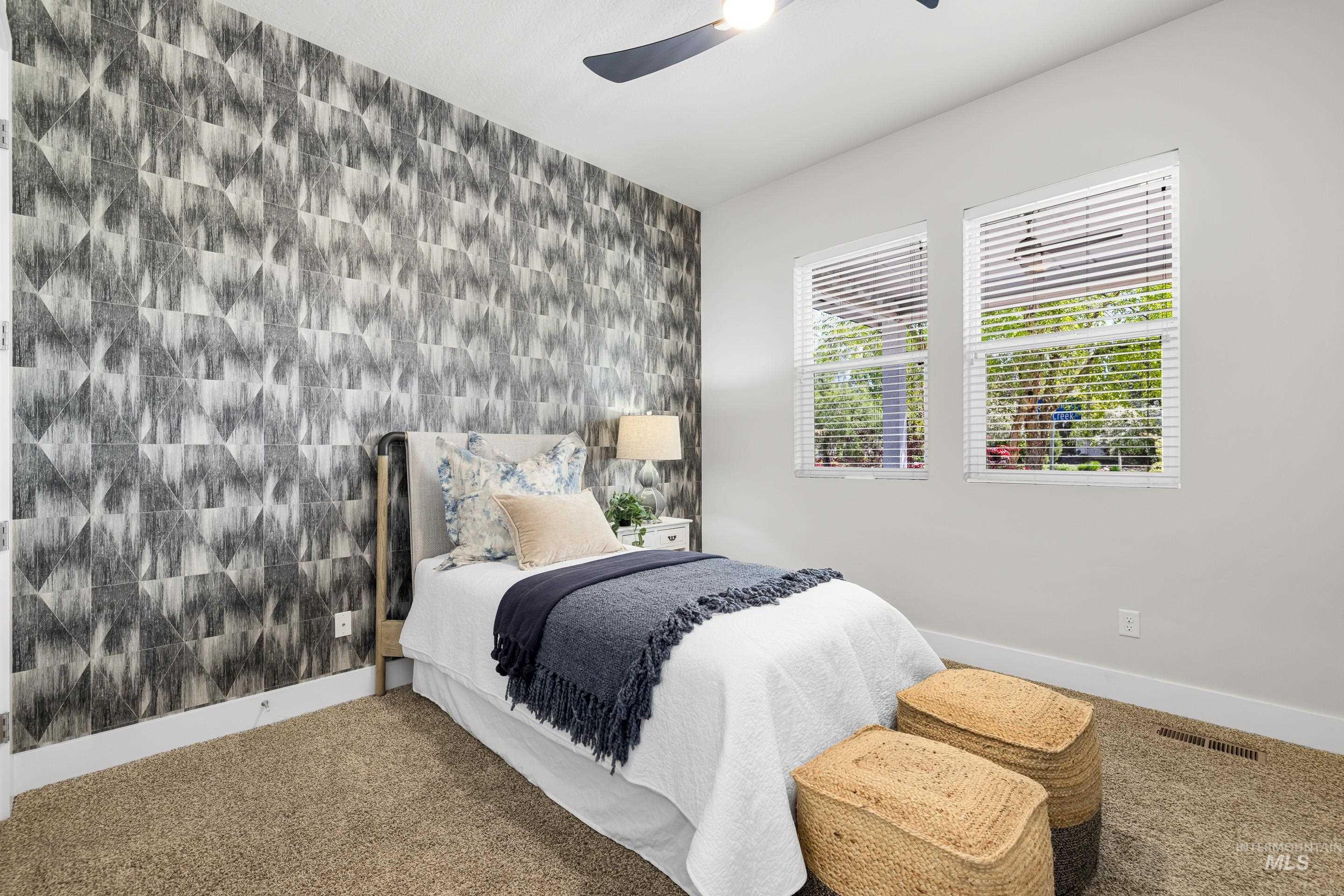 2481 S Creek Pointe Ln